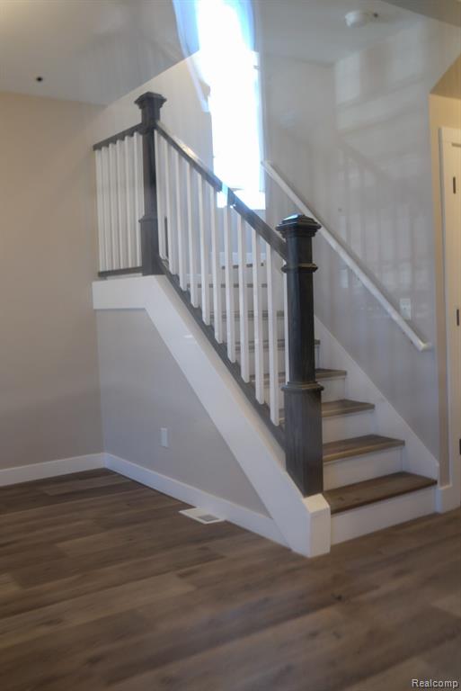 2463 Townsend Street - Photo 3