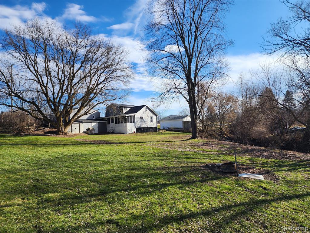 5082 CENTER Road, Grand Blanc, MI 48439 — Photo 8