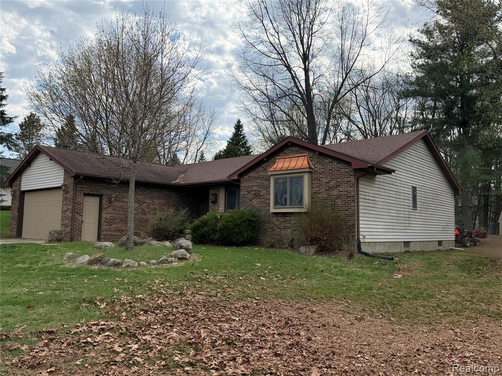 3828 Winding Pine Drive, Metamora, MI 48455 — Photo 3