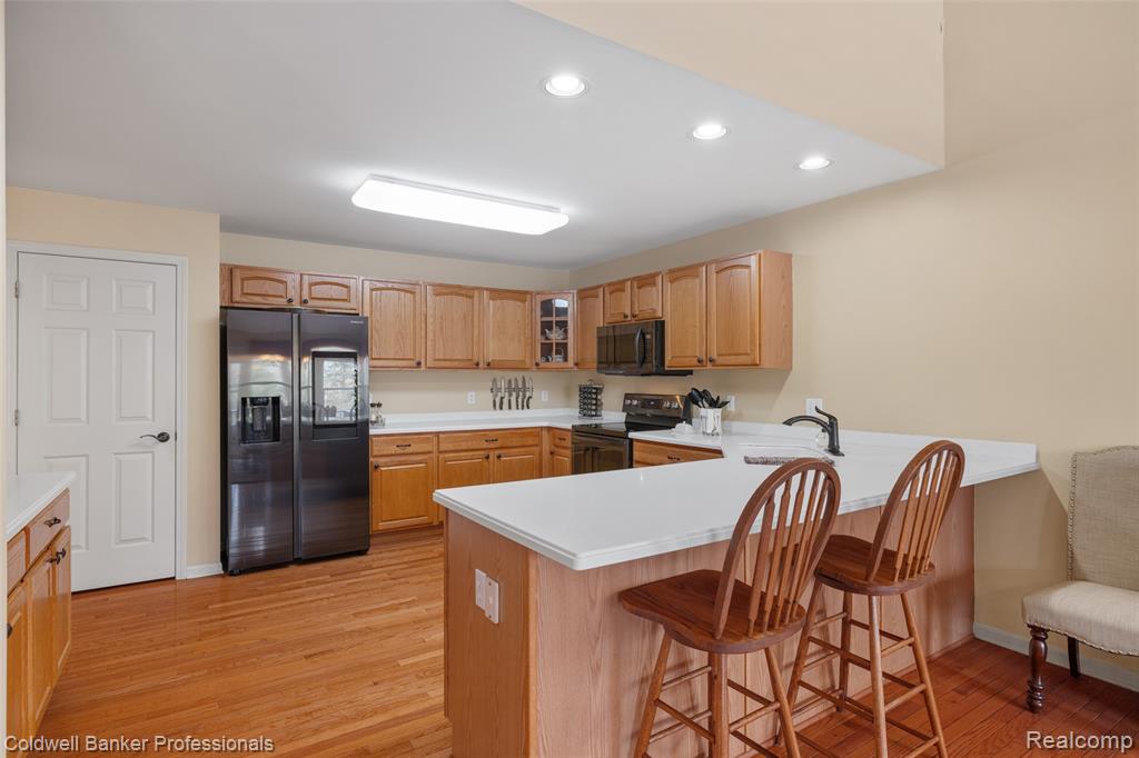 4881 Spring Meadow Drive, Clarkston, MI 48348 — Photo 14