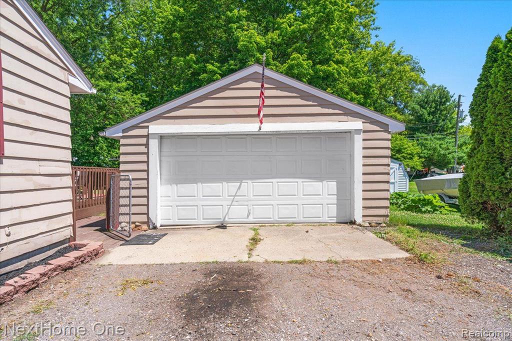 418 N HOWARD, Webberville, MI 48892 — Photo 21
