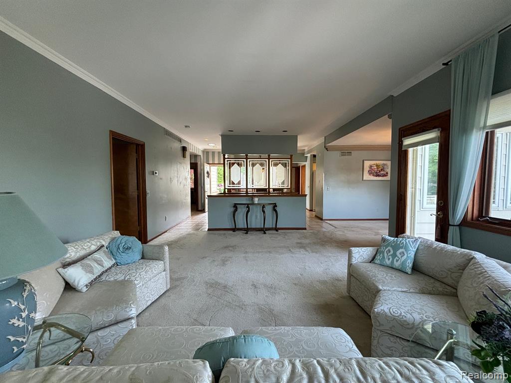 34060 HILLSIDE, Farmington Hills, MI 48335 — Photo 16
