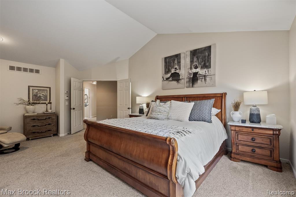 5101 Village Commons Drive, West Bloomfield, MI — Photo 31
