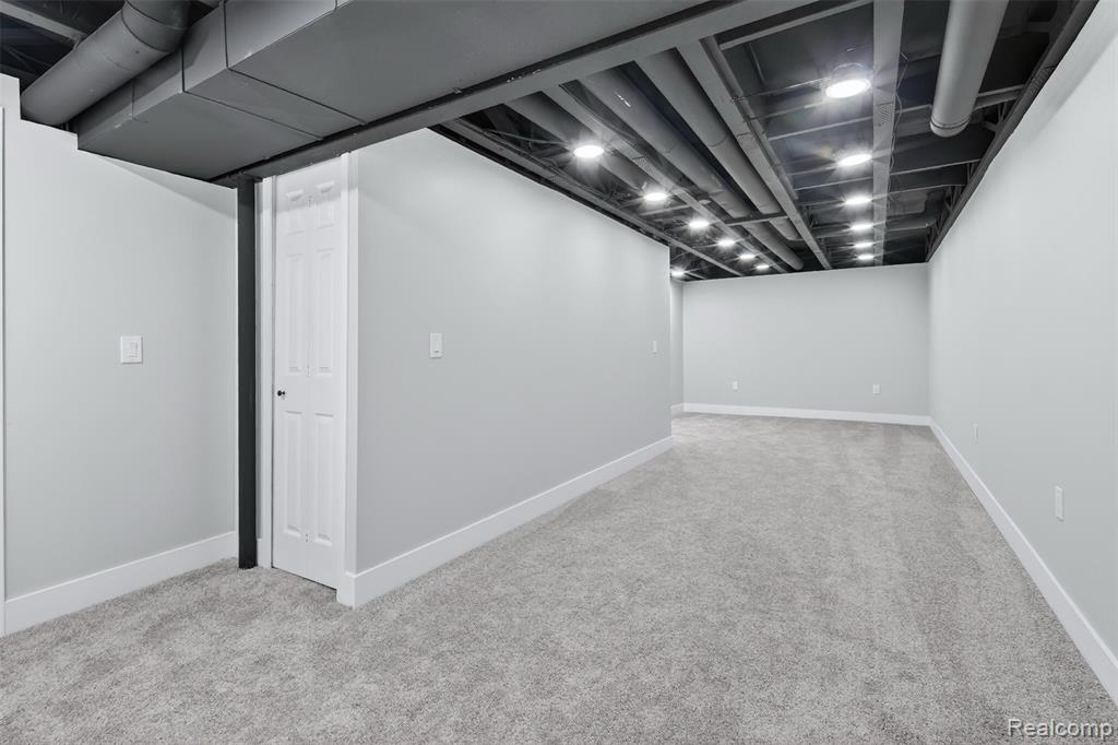 41785 Independence Drive, Novi, MI 48377 — Photo 28