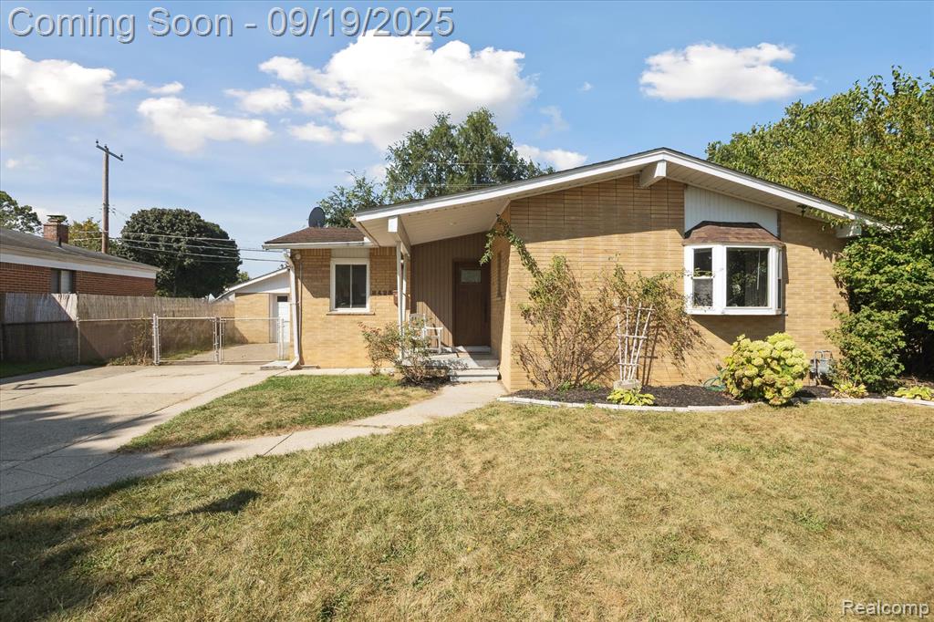 8425 Wormer, Dearborn Heights, MI 48127 — Photo 12