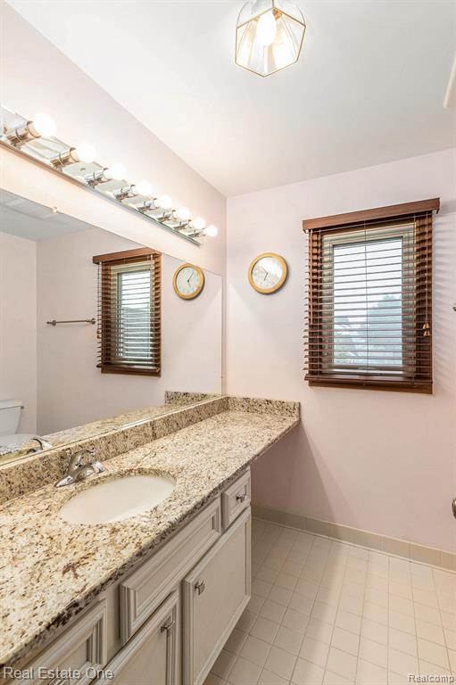 5185 SAFFRON Drive, Troy, MI 48085 — Photo 10