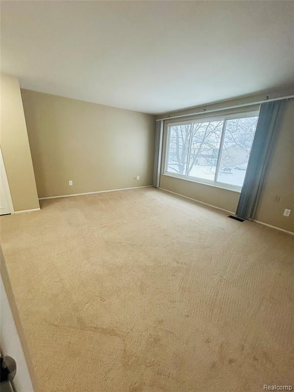 8259 Karam Boulevard, Warren, MI 48093 — Photo 6