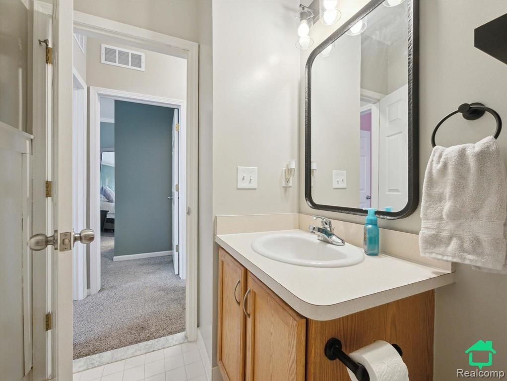 1166 Fountain View Circle, South Lyon, MI 48178 — Photo 27