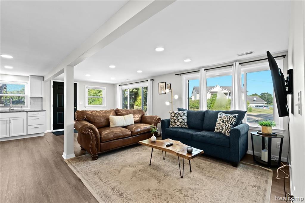 9495 Garforth Drive, White Lake, MI — Photo 16