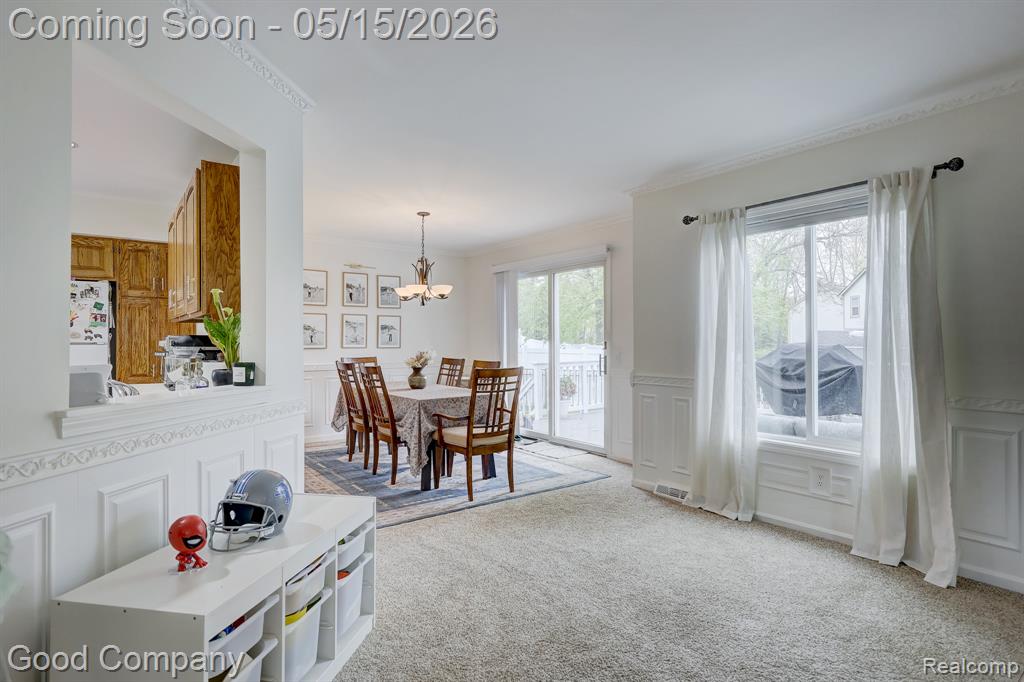 2370 Lansbury Drive, Waterford, MI 48329 — Photo 11