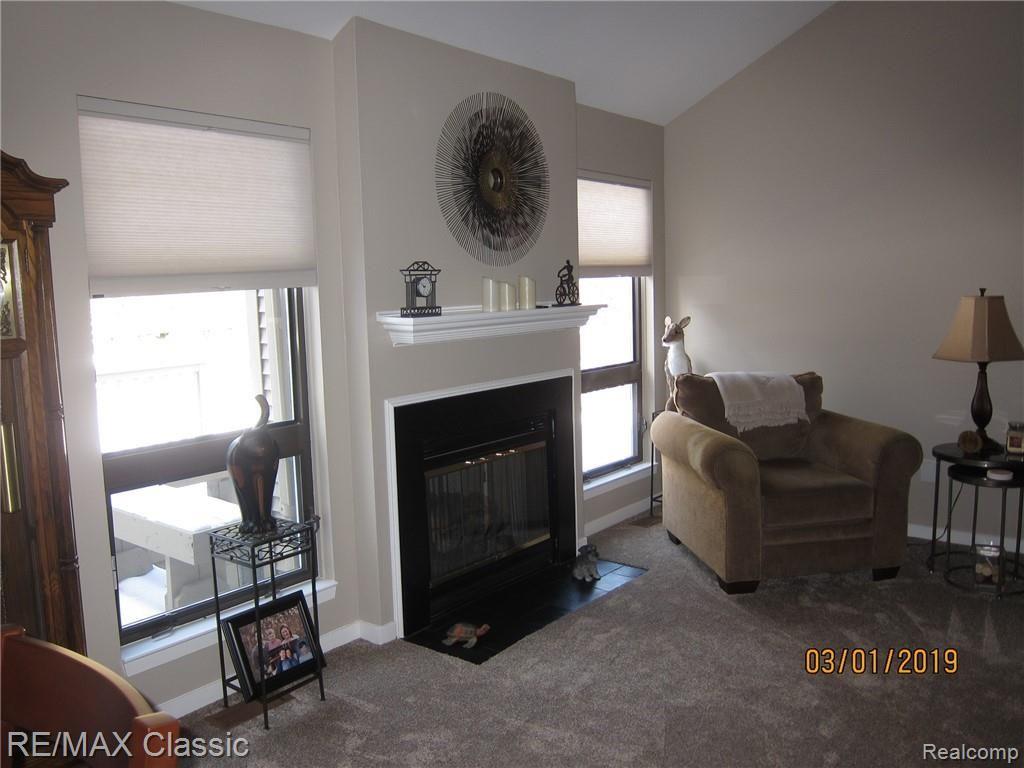 669 CAMDEN Court, Rochester Hills, MI 48307 — Photo 2