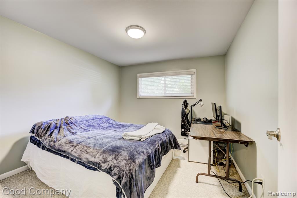 6327 Snow Apple Drive, Clarkston, MI — Photo 18