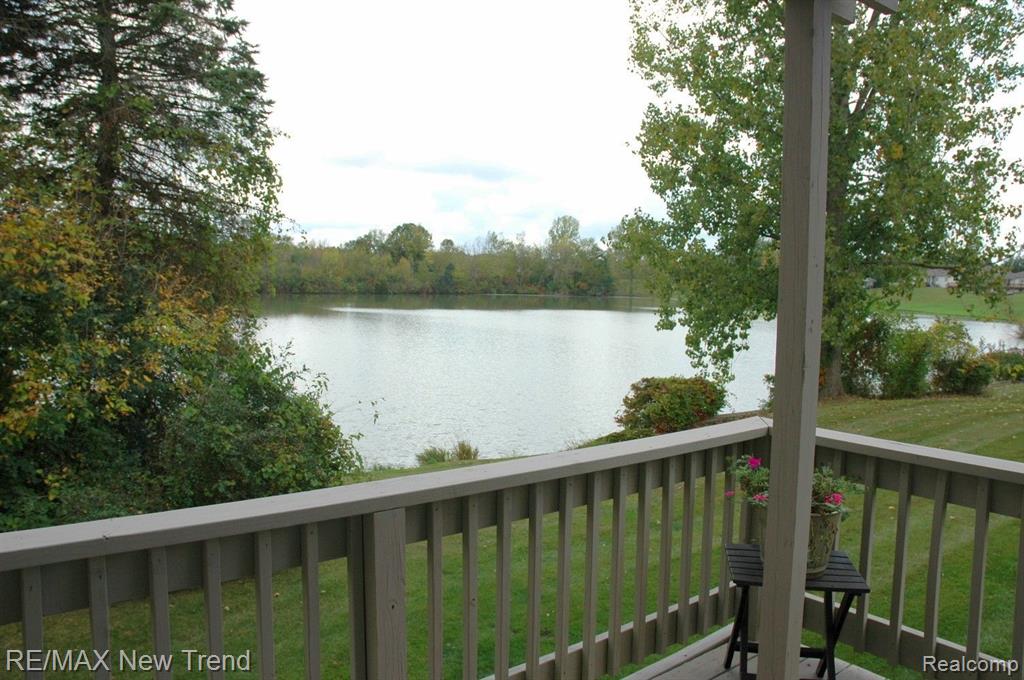 9528 FENHILL Drive, Grand Blanc, MI 48439 — Photo 41