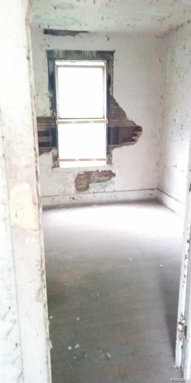 5700 TOWNSEND Street, Detroit, MI 48213 — Photo 9