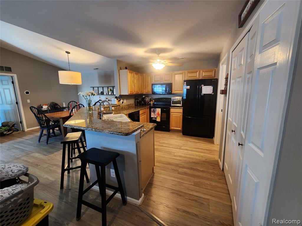 16839 Dover Drive, 140, Northville, MI 48168 — Photo 5