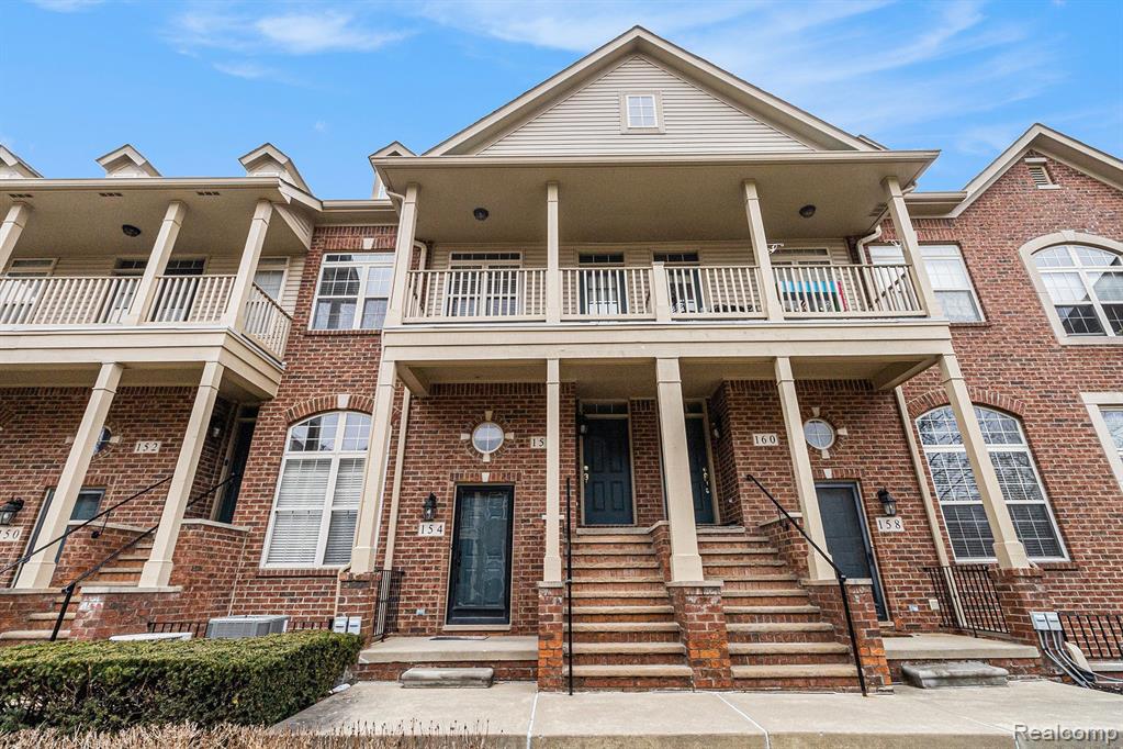 156 SANDY Lane, Walled Lake, MI 48390 — Photo 6