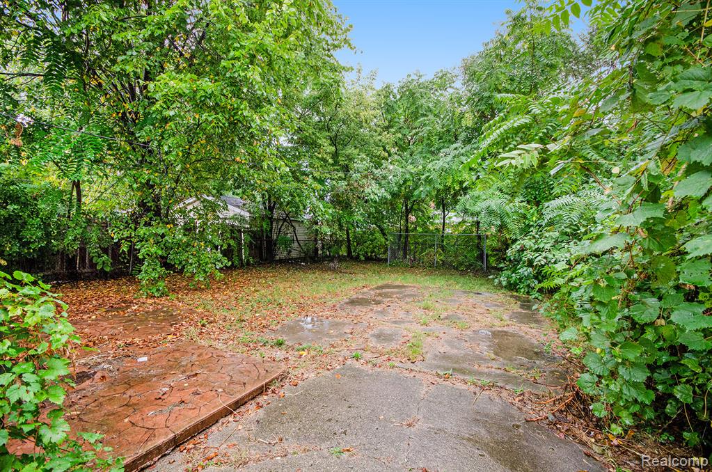 20206 Greeley Street, Detroit, MI 48203 — Photo 21