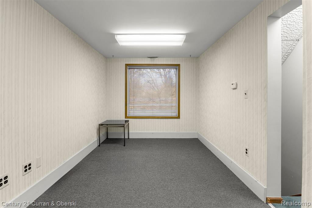 6336 Fox Avenue, Allen Park, MI 48101 — Photo 16