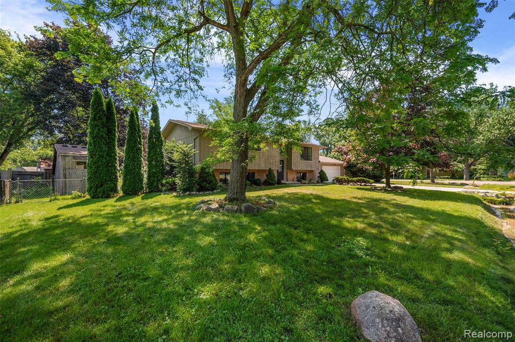 7427 Emerson, Washington, MI — Photo 6