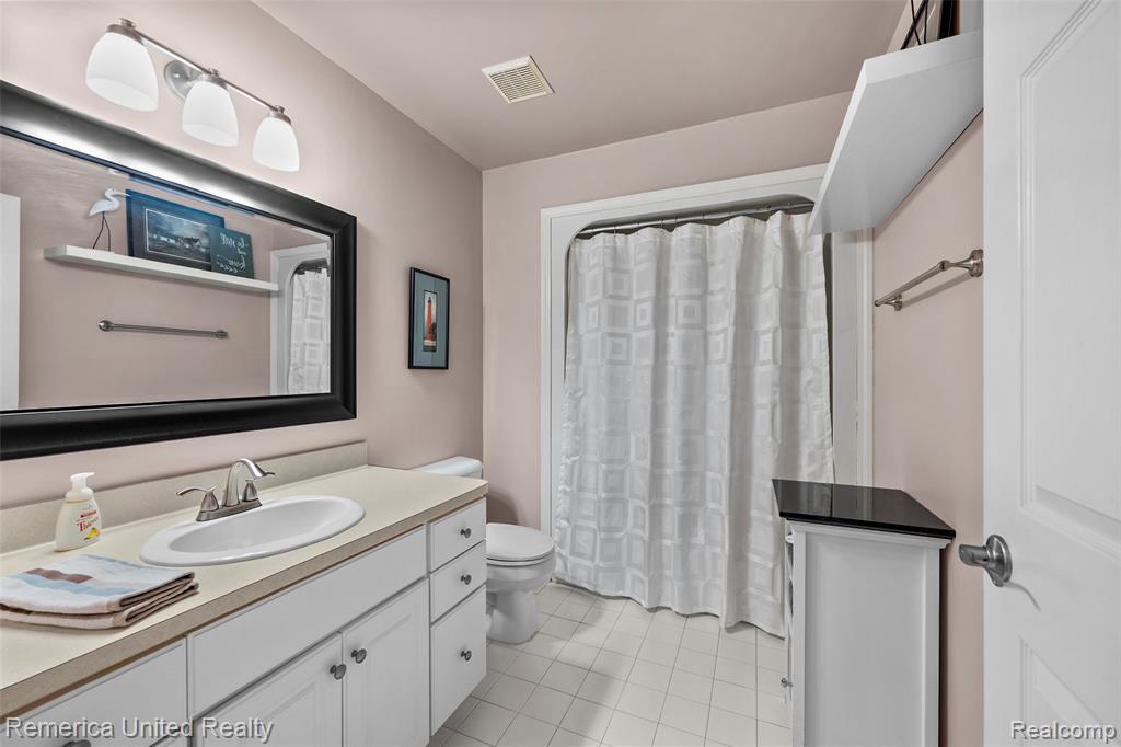 7650 5 Mile Road, Northville, MI 48168 — Photo 44