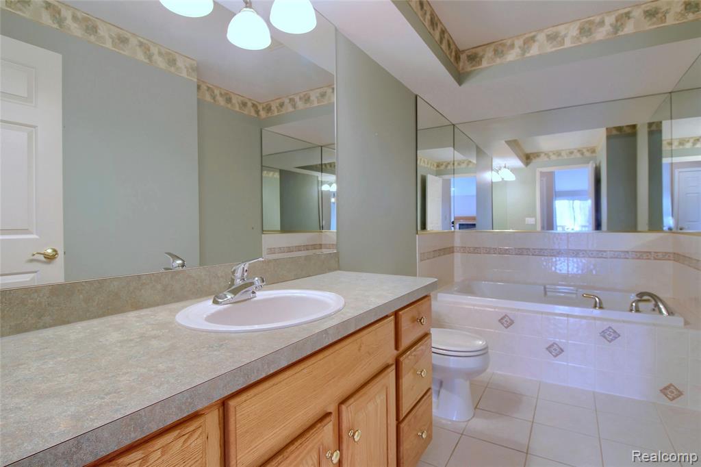 505 Willow Drive, 26, South Lyon, MI 48178 — Photo 14