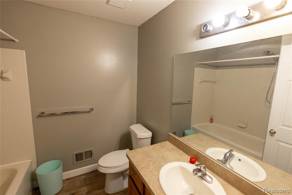 16066 Morningside, Northville, MI 48168 — Photo 15