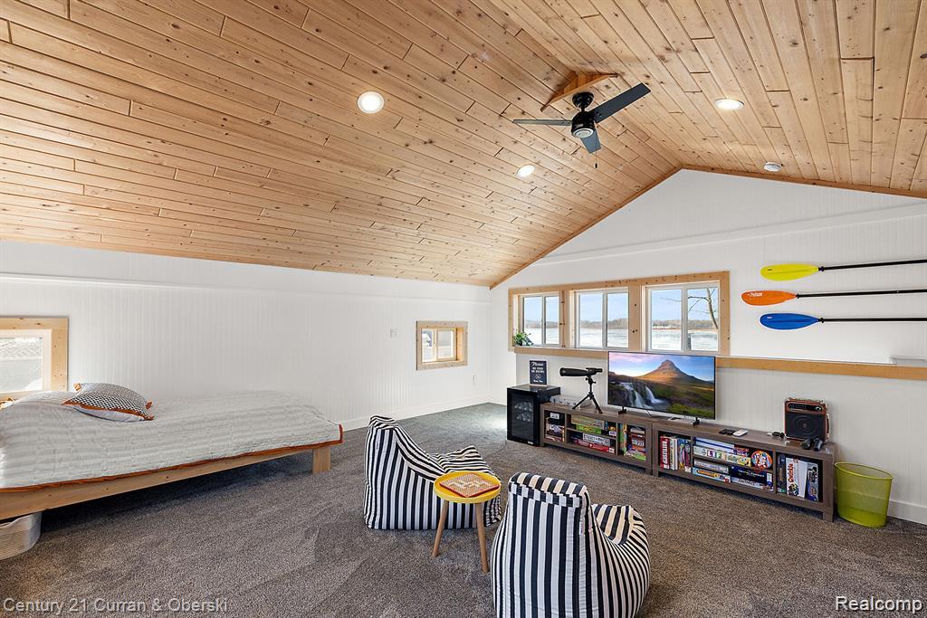 222 Ackerson Lake Drive, Jackson, MI 49201 — Photo 44