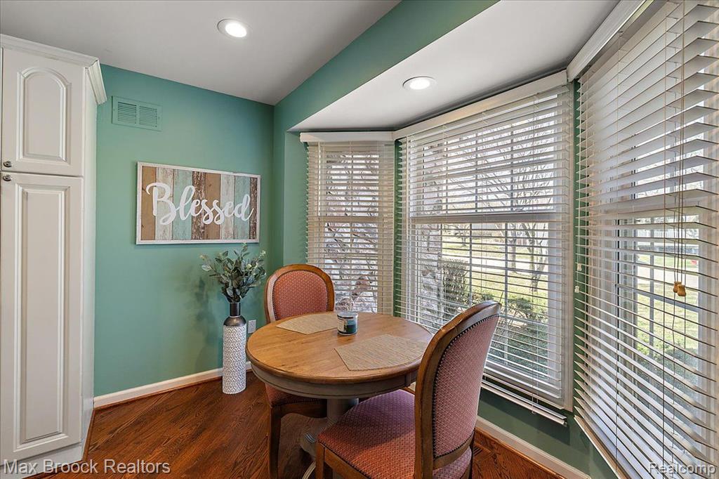 892 TARTAN Trail, Bloomfield Hills, MI 48304 — Photo 18
