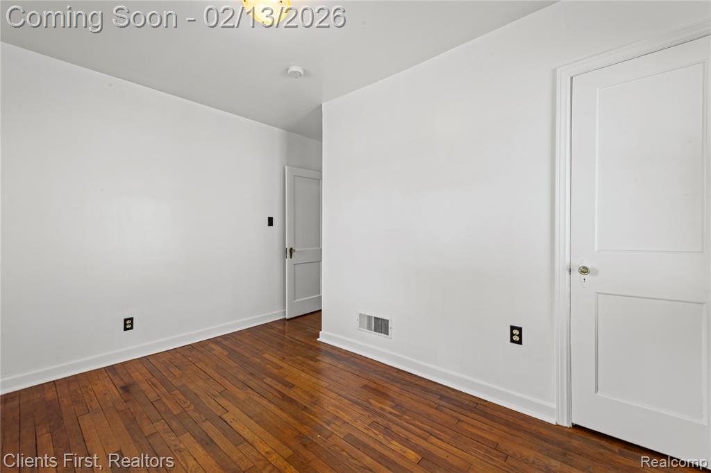 4196 Clippert Street, Dearborn Heights, MI 48125 — Photo 20