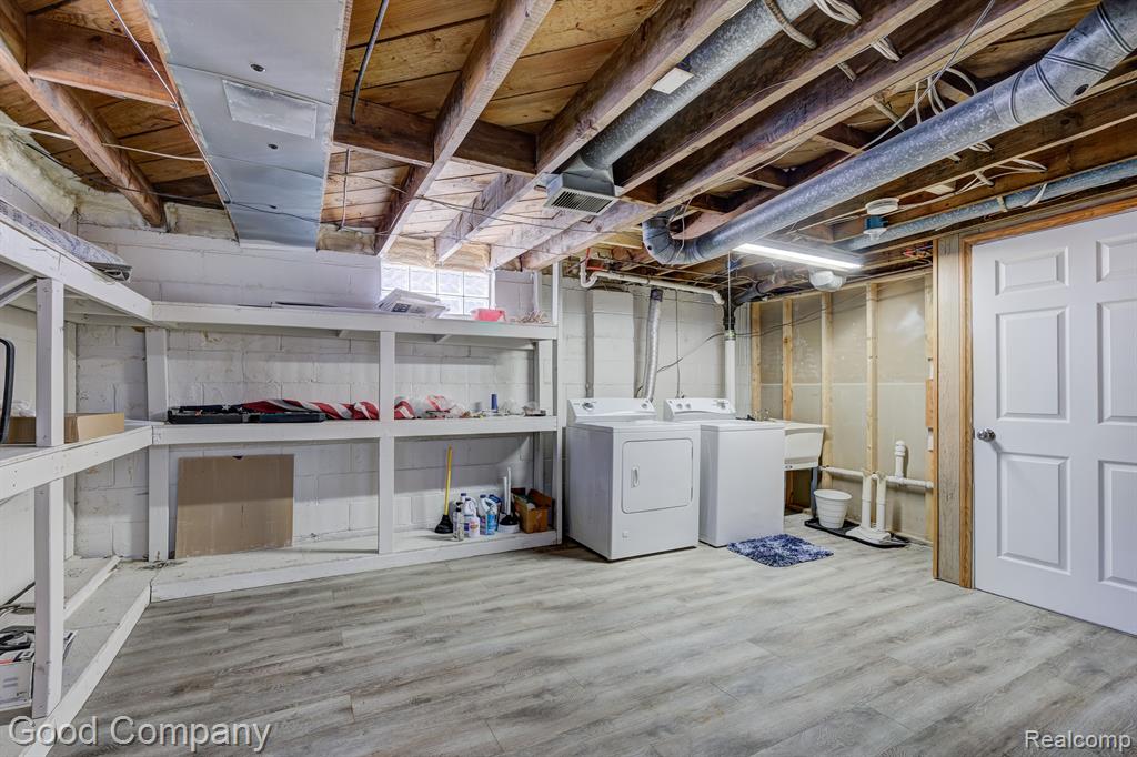 903 ROYAL Avenue, Royal Oak, MI 48073 — Photo 32