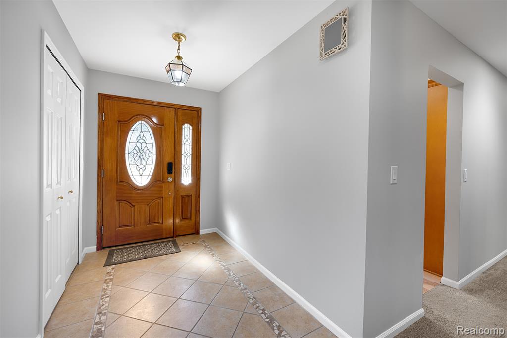 8830 Voigt Avenue, Grosse Ile, MI 48138 — Photo 7