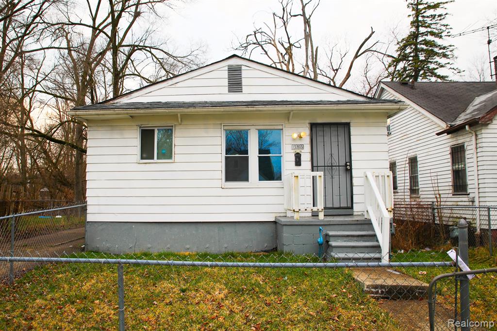 15905 WESTBROOK Street, Detroit, MI 48223