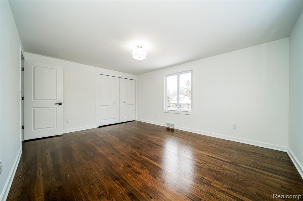 7359 SAINT AUBURN Drive, Bloomfield Hills, MI 48301 — Photo 68