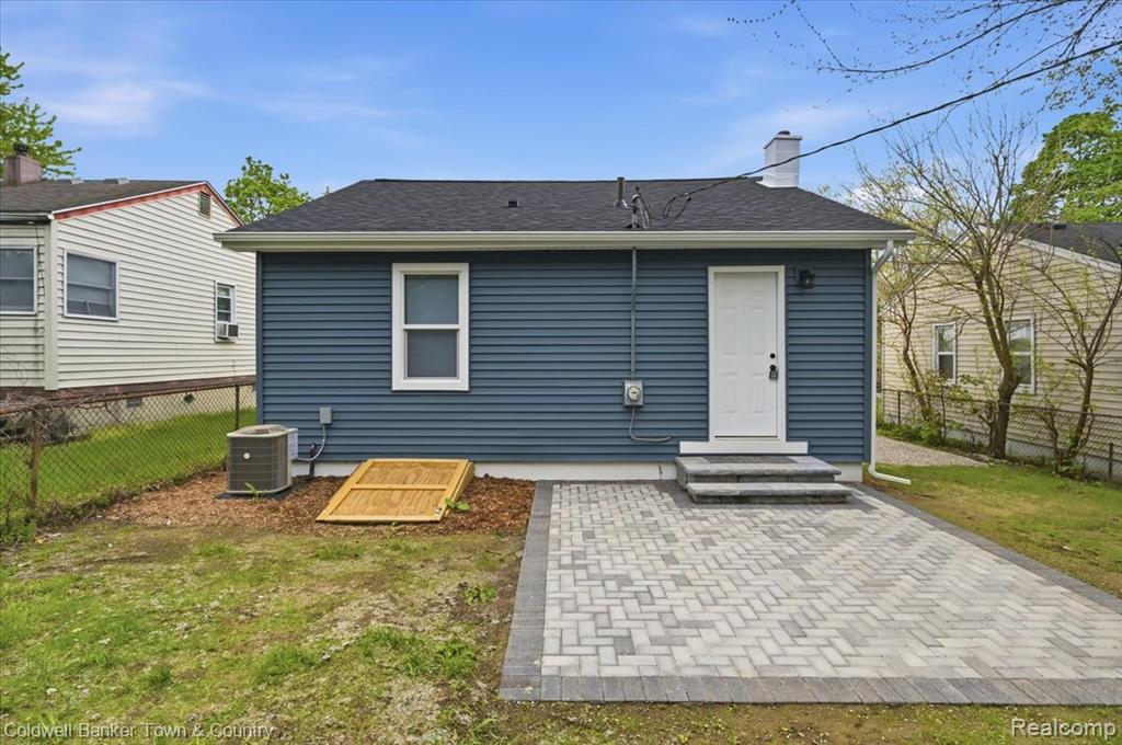 938 Jefferson Street, Ypsilanti, MI 48197 — Photo 3