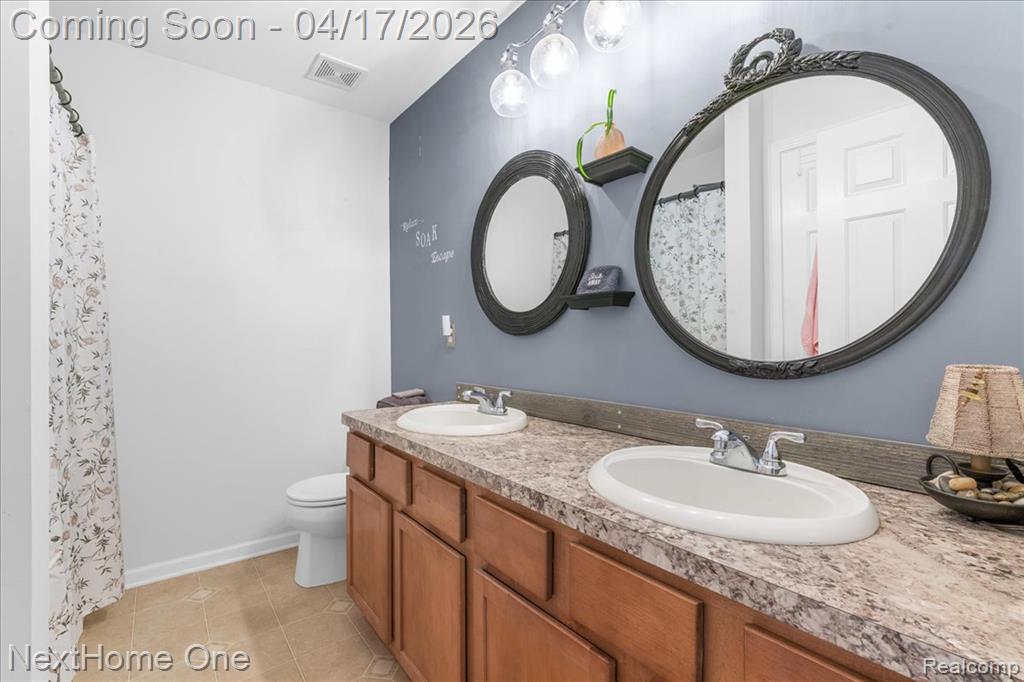 560 Dockside Circle, 43, Holly, MI 48442 — Photo 16