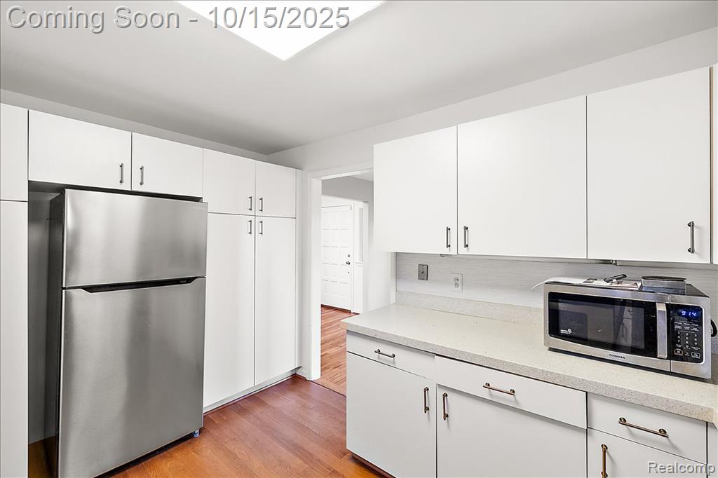 564 BROOKSIDE Avenue, Birmingham, MI 48009 — Photo 15
