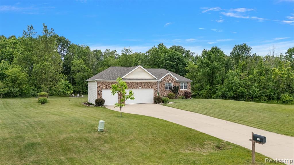 52 Parker Lane, Ortonville, MI 48462 — Photo 4
