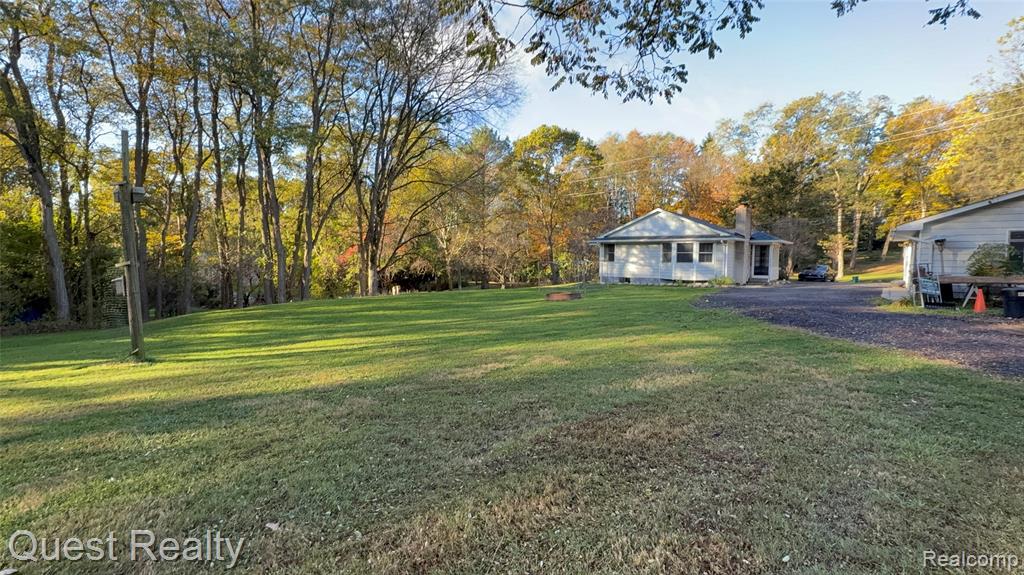 8030 Reese Road, Clarkston, MI 48348 — Photo 4