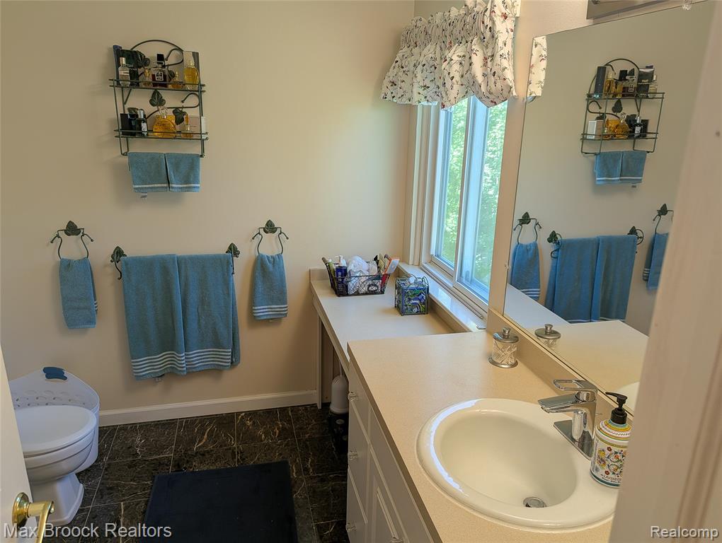 5415 White Hall Circle Circle, West Bloomfield, MI 48323 — Photo 28