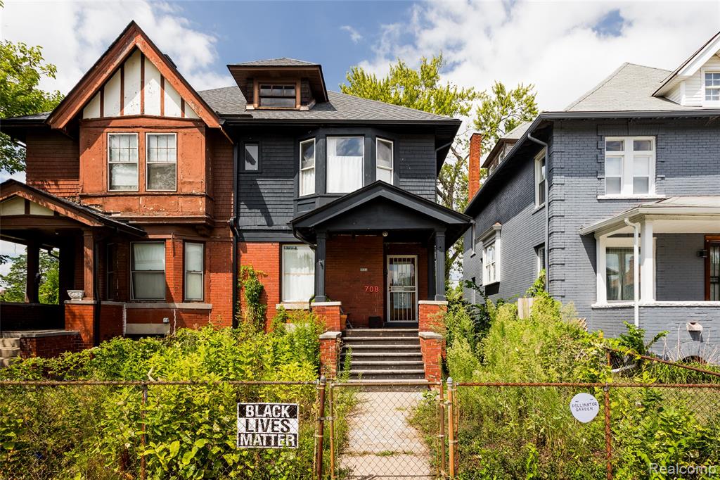 708 W Euclid Street, Detroit, MI 48202 — front exterior