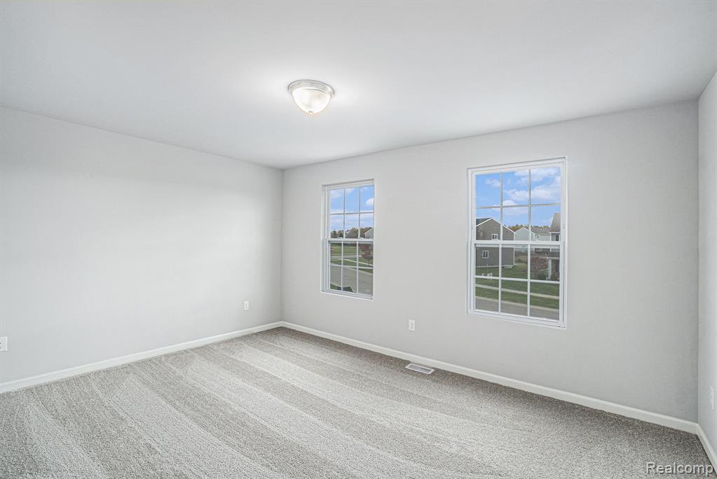 7014 Marigold Court, Grand Blanc, MI 48439 — Photo 8
