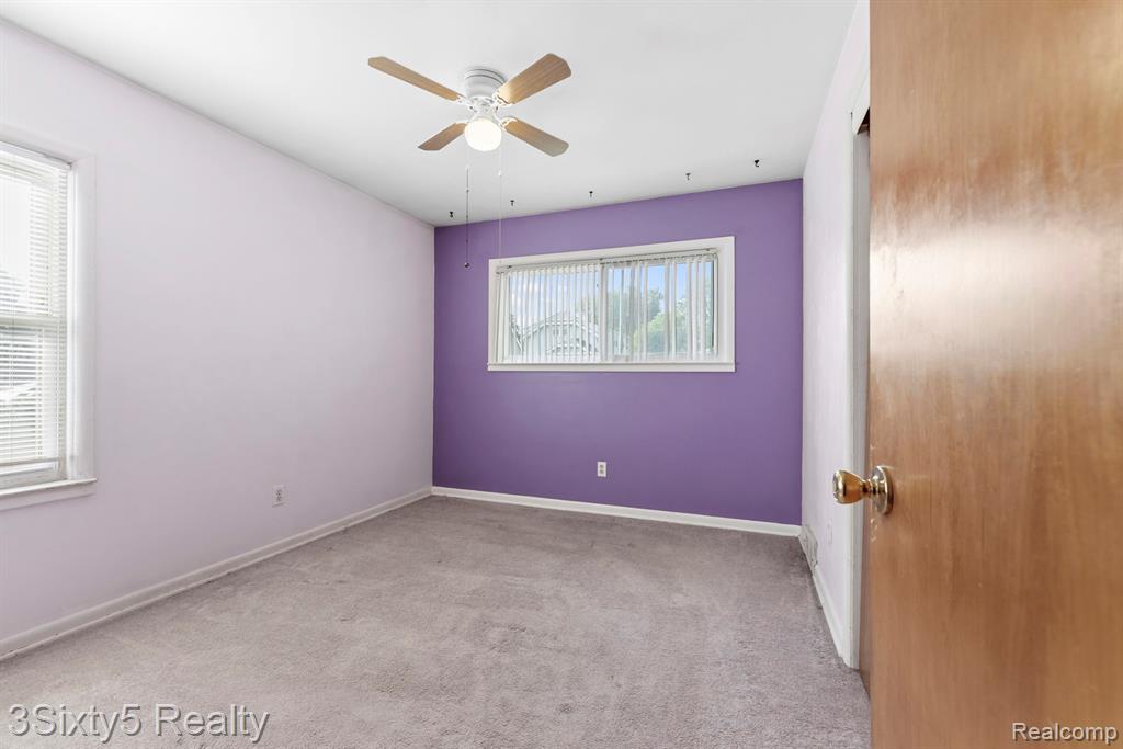 460 Manatee Avenue, Hazel Park, MI 48030 — Photo 9
