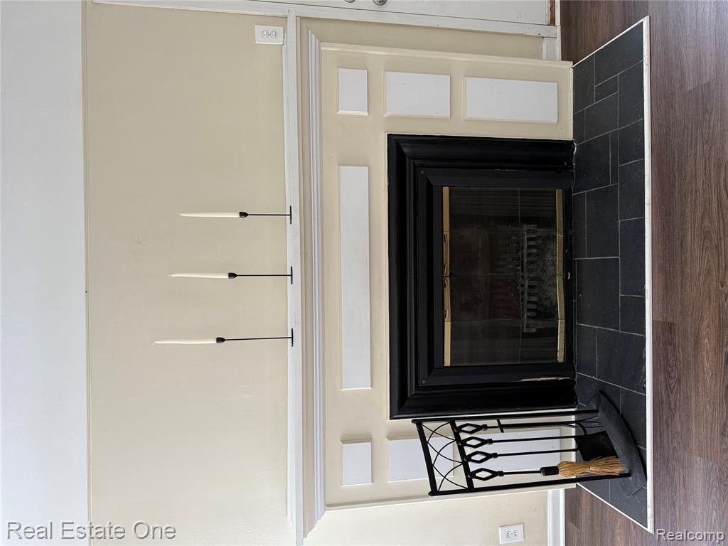 879 Highland Avenue, Lincoln Park, MI 48146 — Photo 5