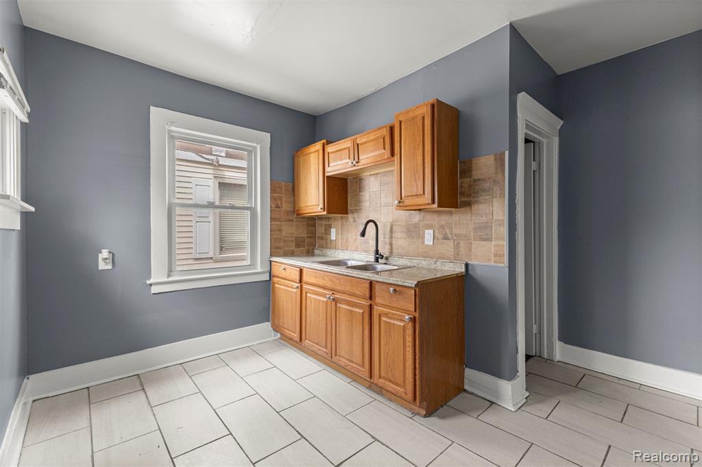 9375 Mendota Street, Detroit, MI 48204 — Photo 15