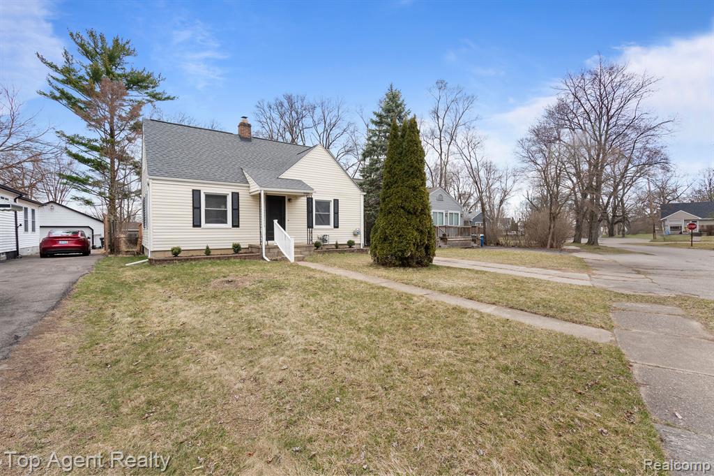 3986 BEECHGROVE Drive, Waterford, MI 48328 — Photo 39