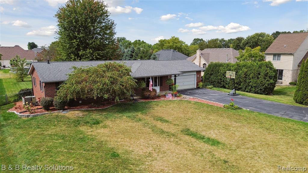 54675 Romeo Plank Road, Macomb, MI 48042 — Photo 46