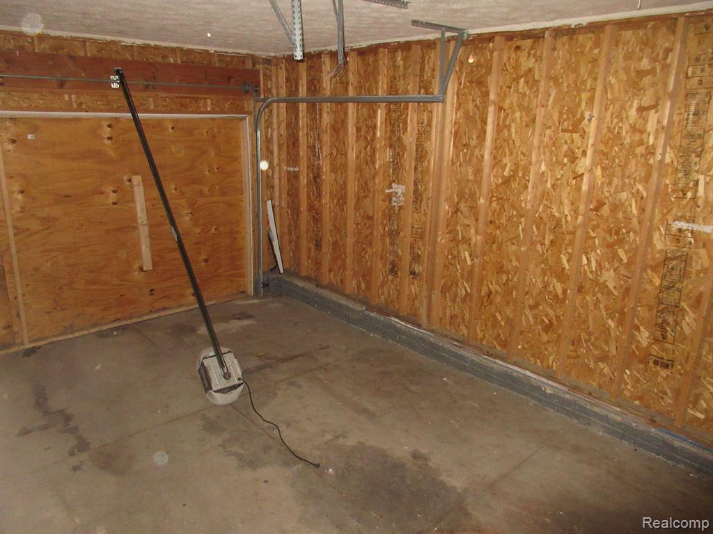 4429 HARDING Street, Detroit, MI 48214 — Photo 6