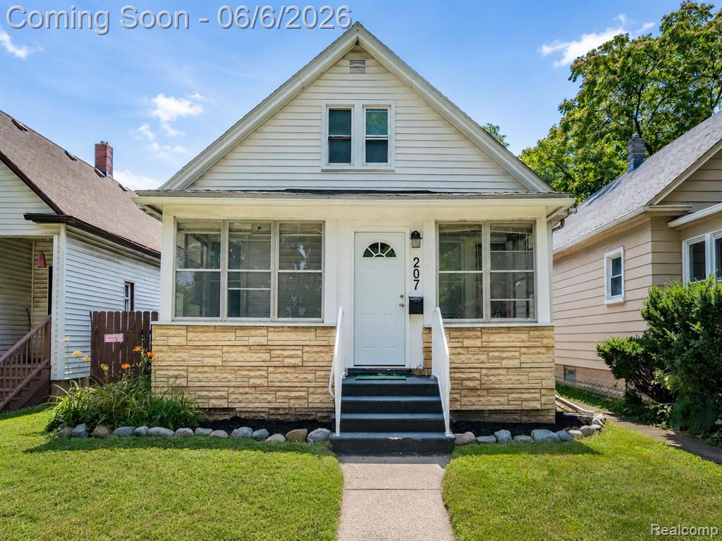 207 Richter Street, River Rouge, MI 48218