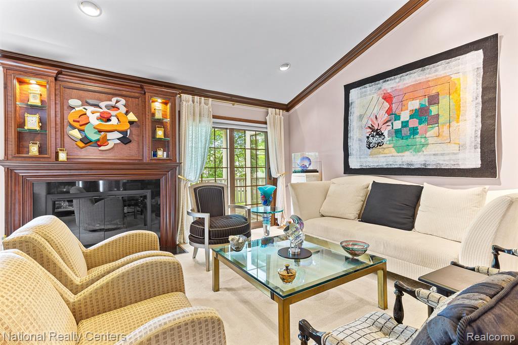 7207 Creeks Bend Drive, West Bloomfield, MI — Photo 10