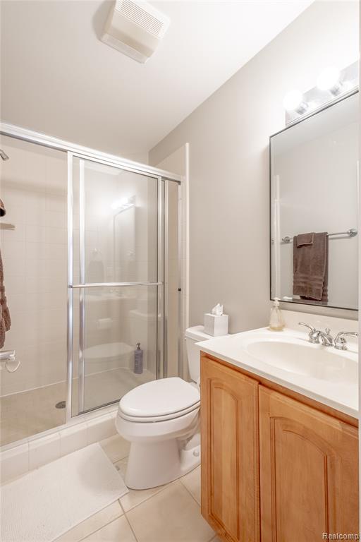 4230 Pavilion Court, Fenton, MI 48430 — Photo 30
